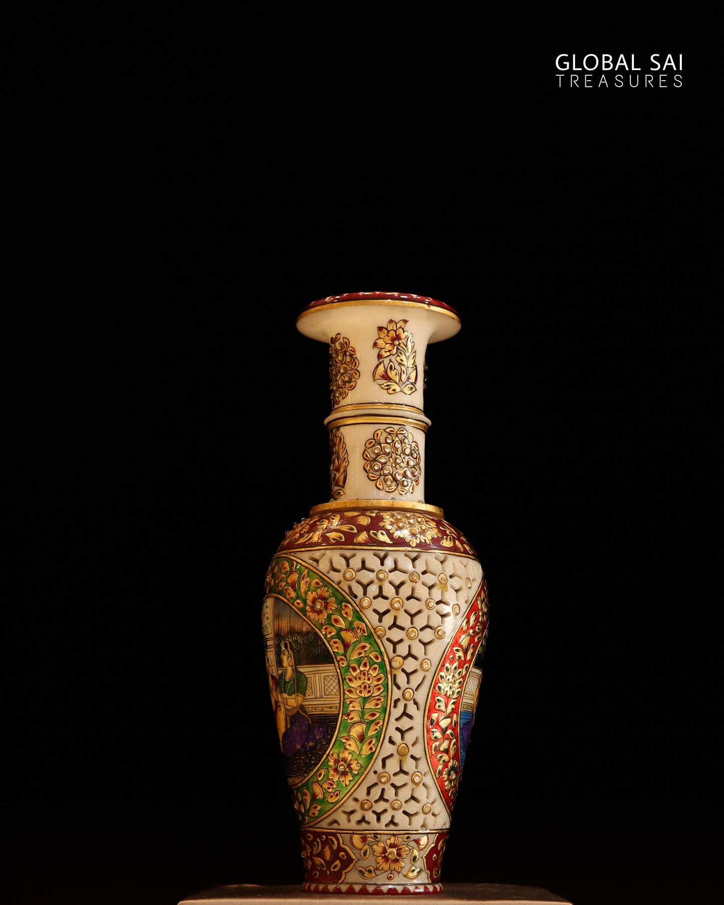 Flower vase
